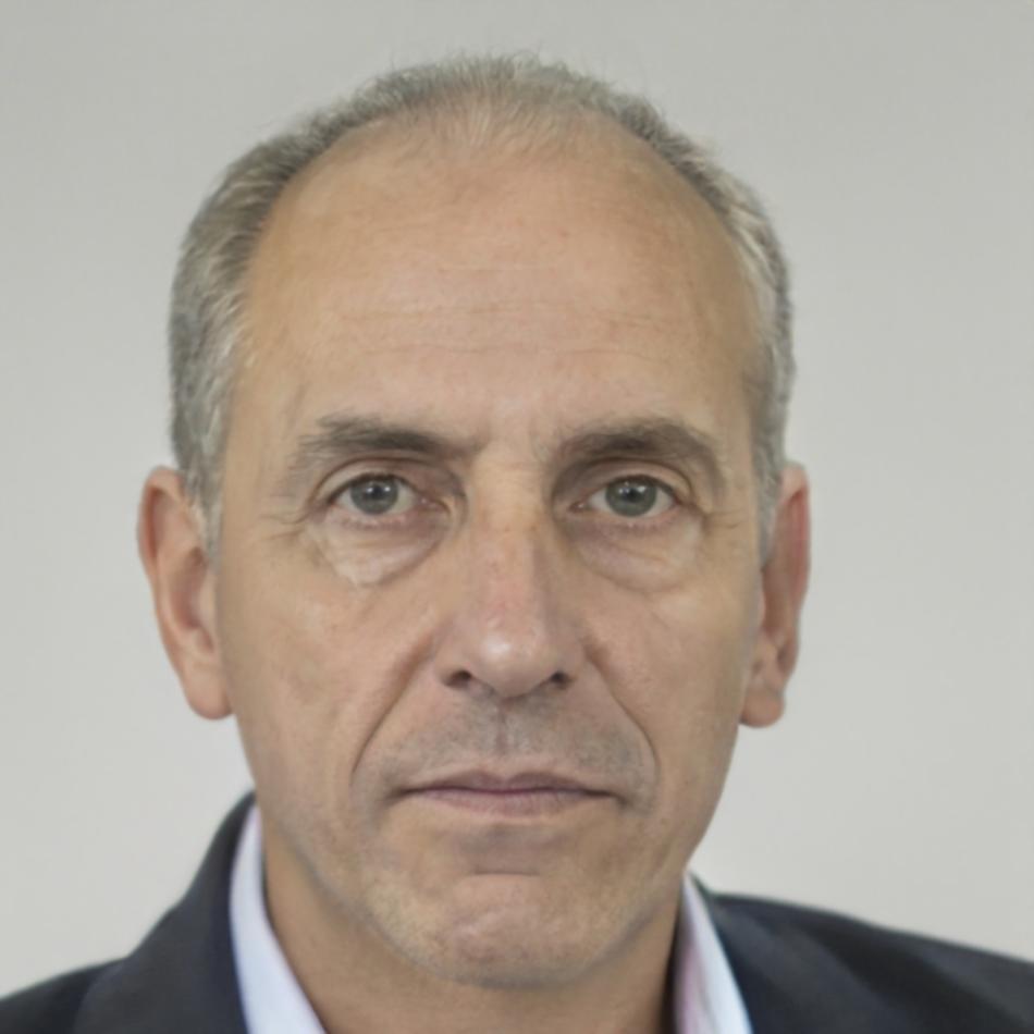 Portrait de Thomas Moreau, expert en cybersécurité